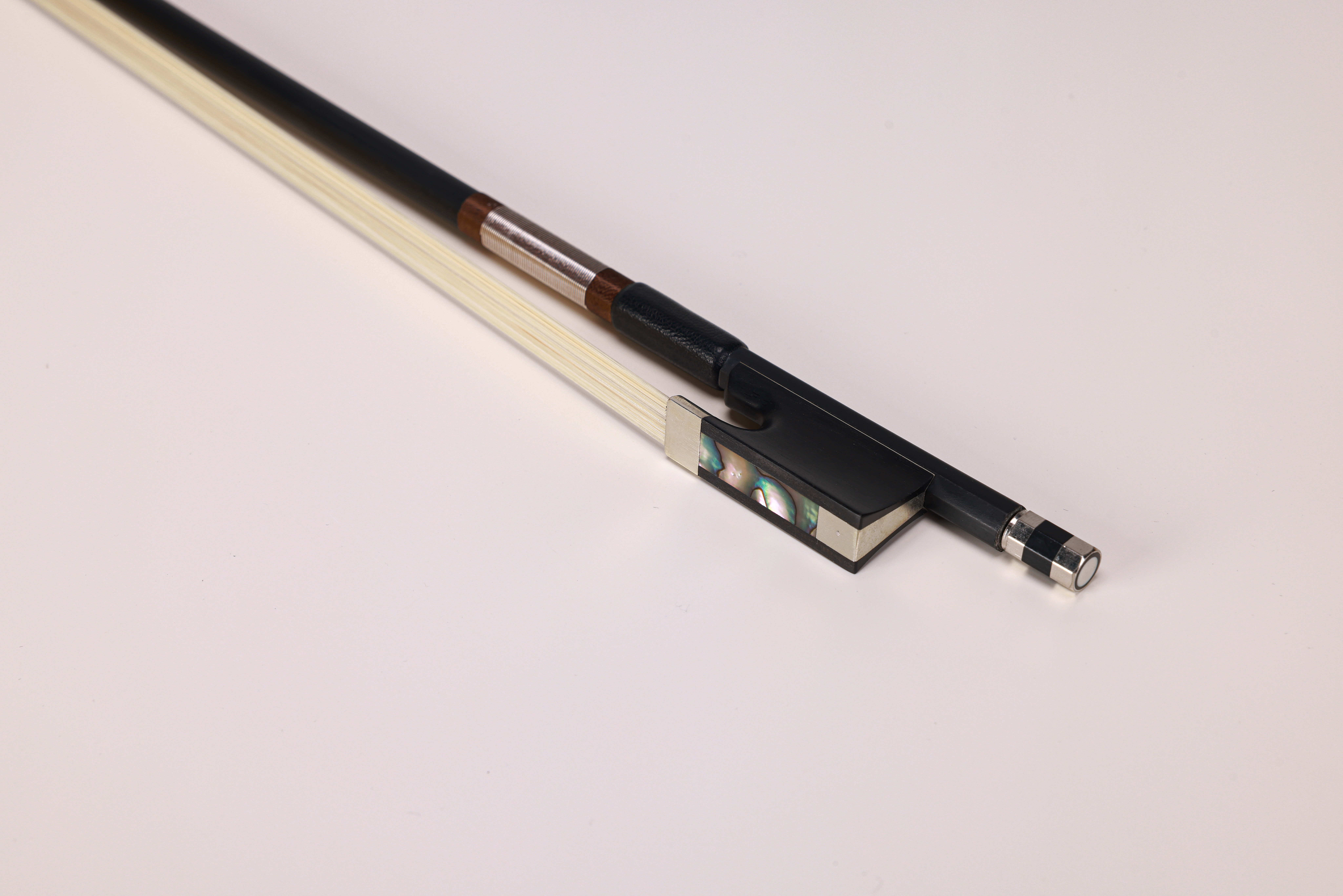 Professional Student Carbon Fiber Violin Bow – Ebony Frog & Genuine Horsehair (CH30Y)