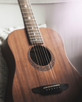 Guitar & Ukulele color chart 
