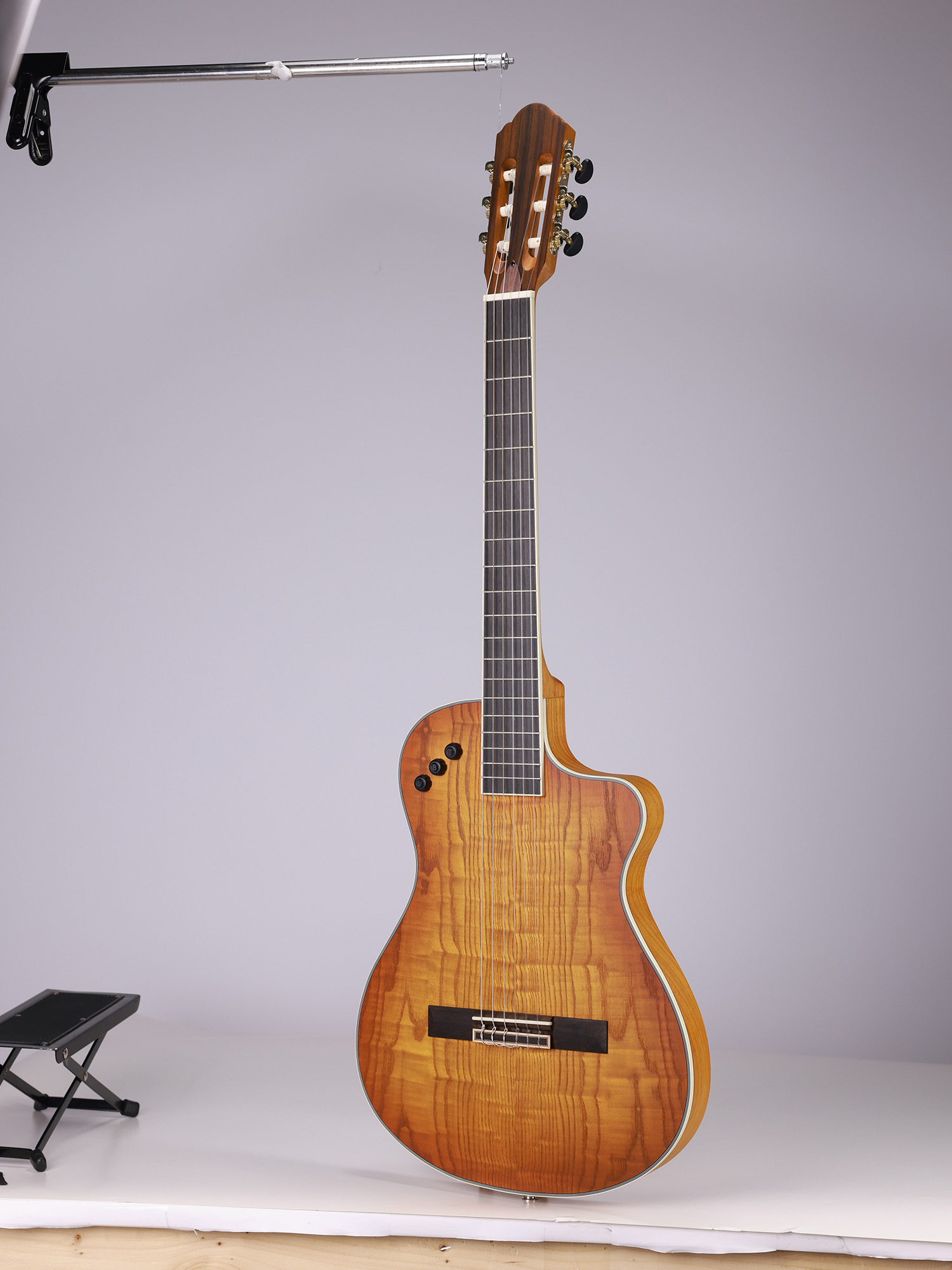 WCG166CE 39'' Thin Body Nylon Strings Ash Plywood Top Acoustic Electric Guitar