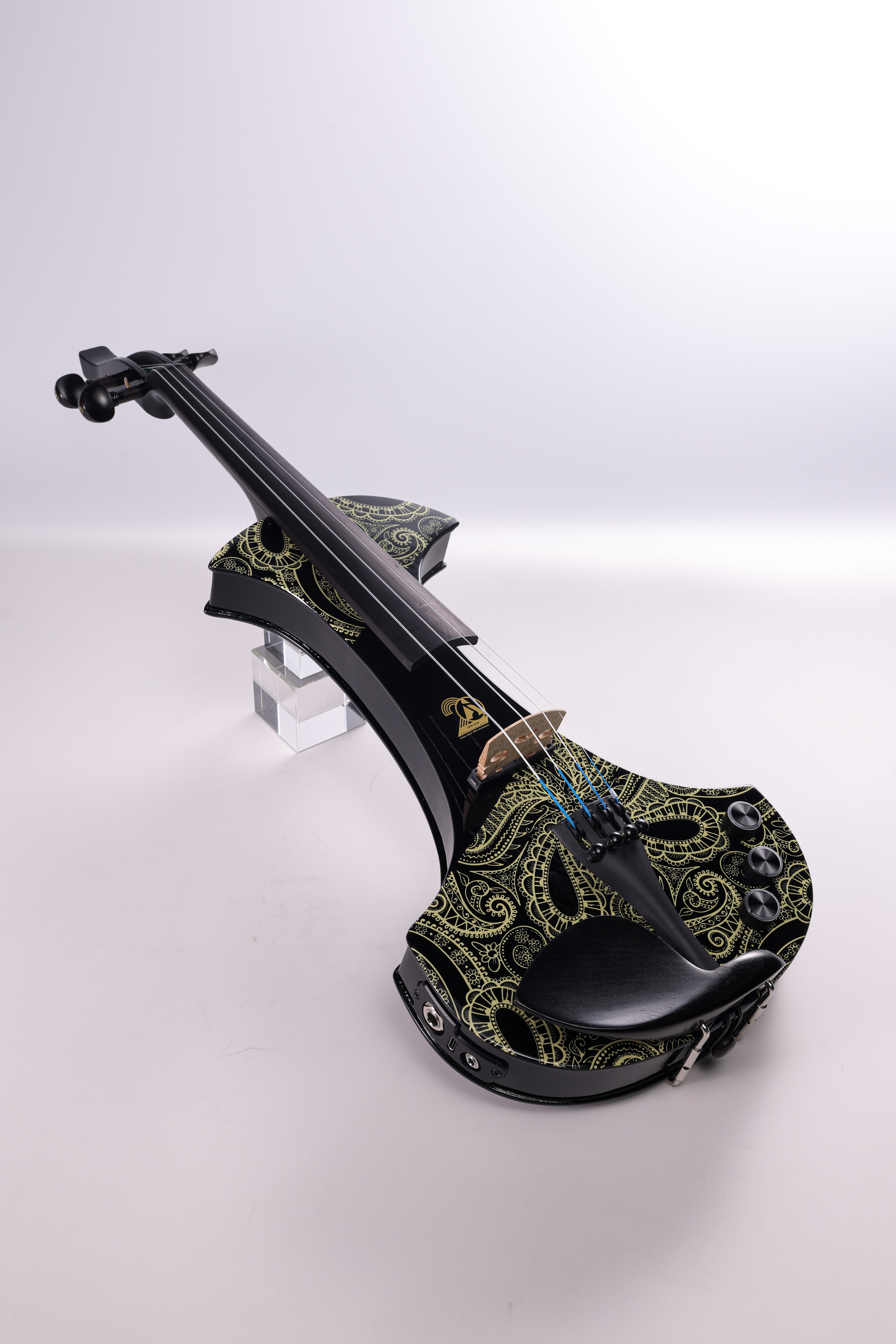 AV-D501 Design Patent Reverb/Delay/Chorus function Electric Violin 4/4