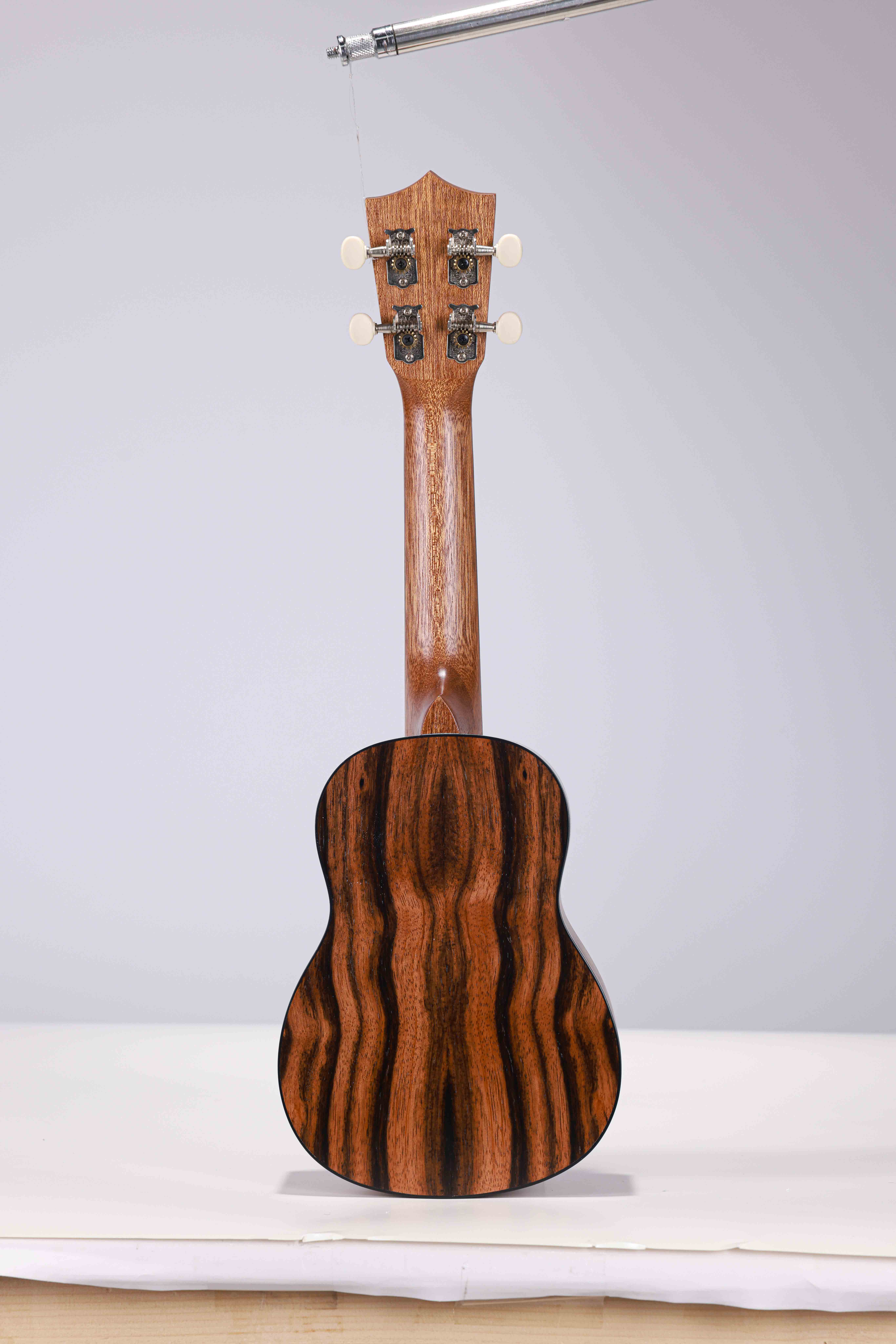 AU602-21 Winzz Quality Soprano 21'' Ukulele Made in Indonesia