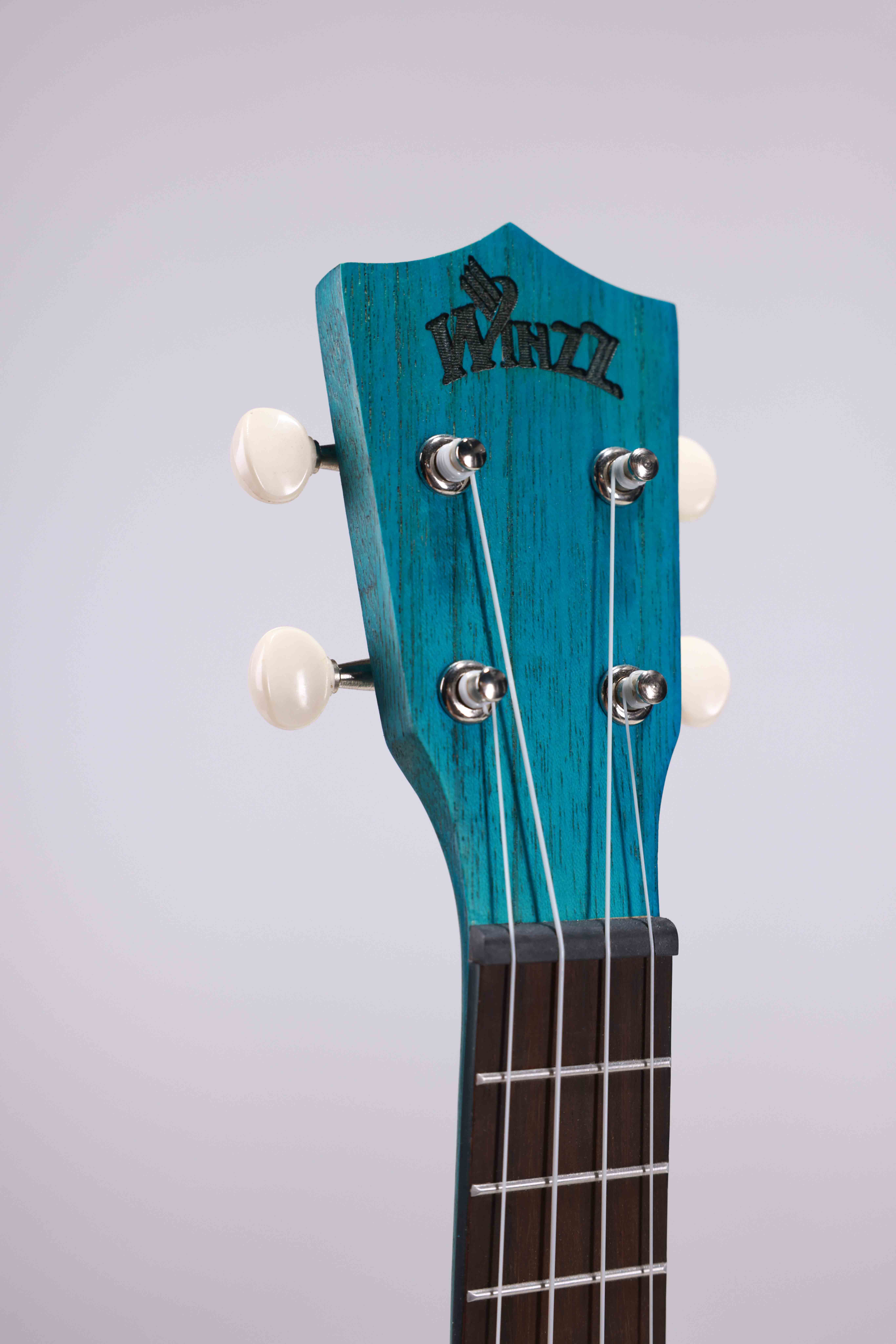 AU605-21 Winzz Colorful Soprano 21'' Ukulele Made in Indonesia