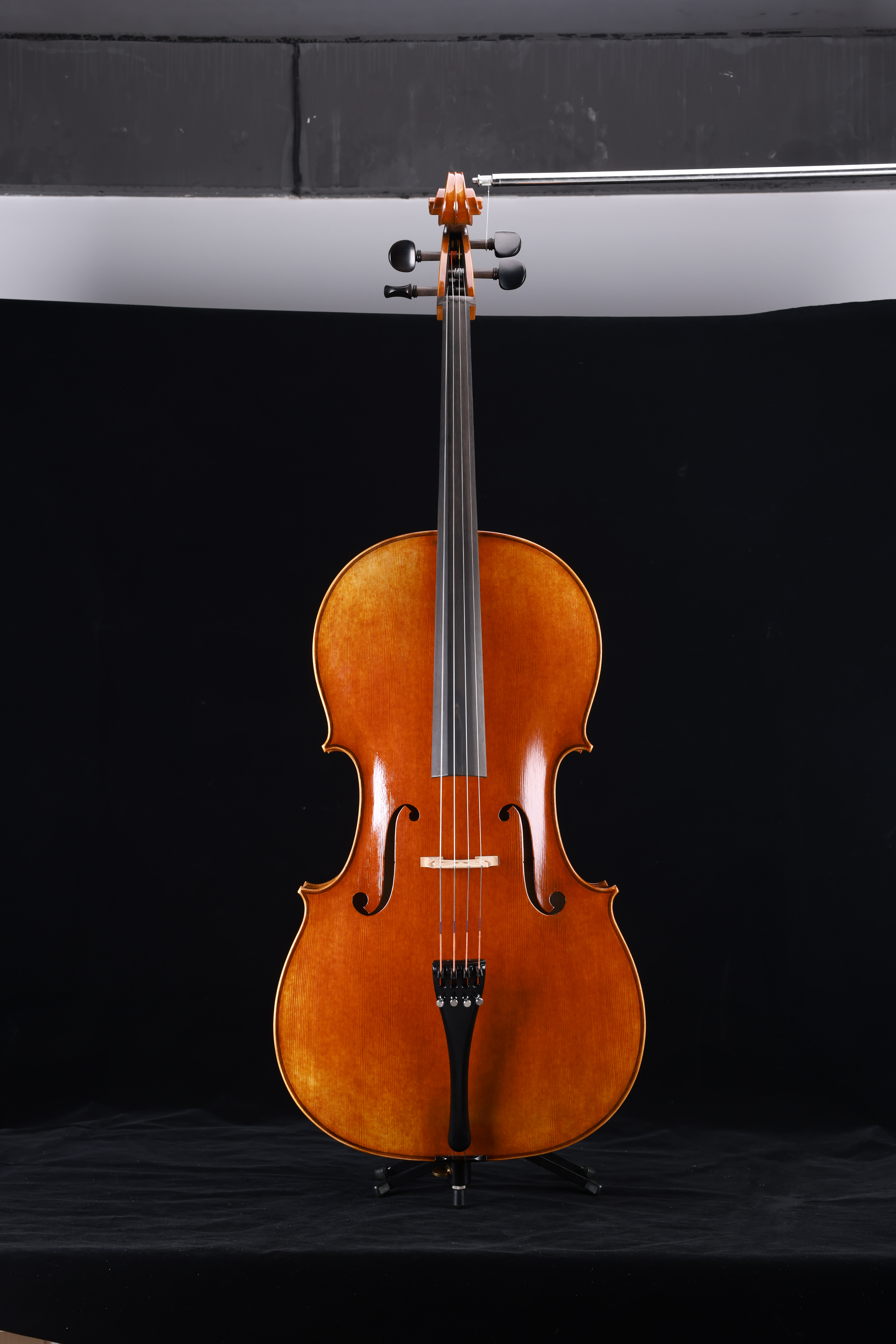 New 4/4 Oil Varnish Vintage Style Cello CH680