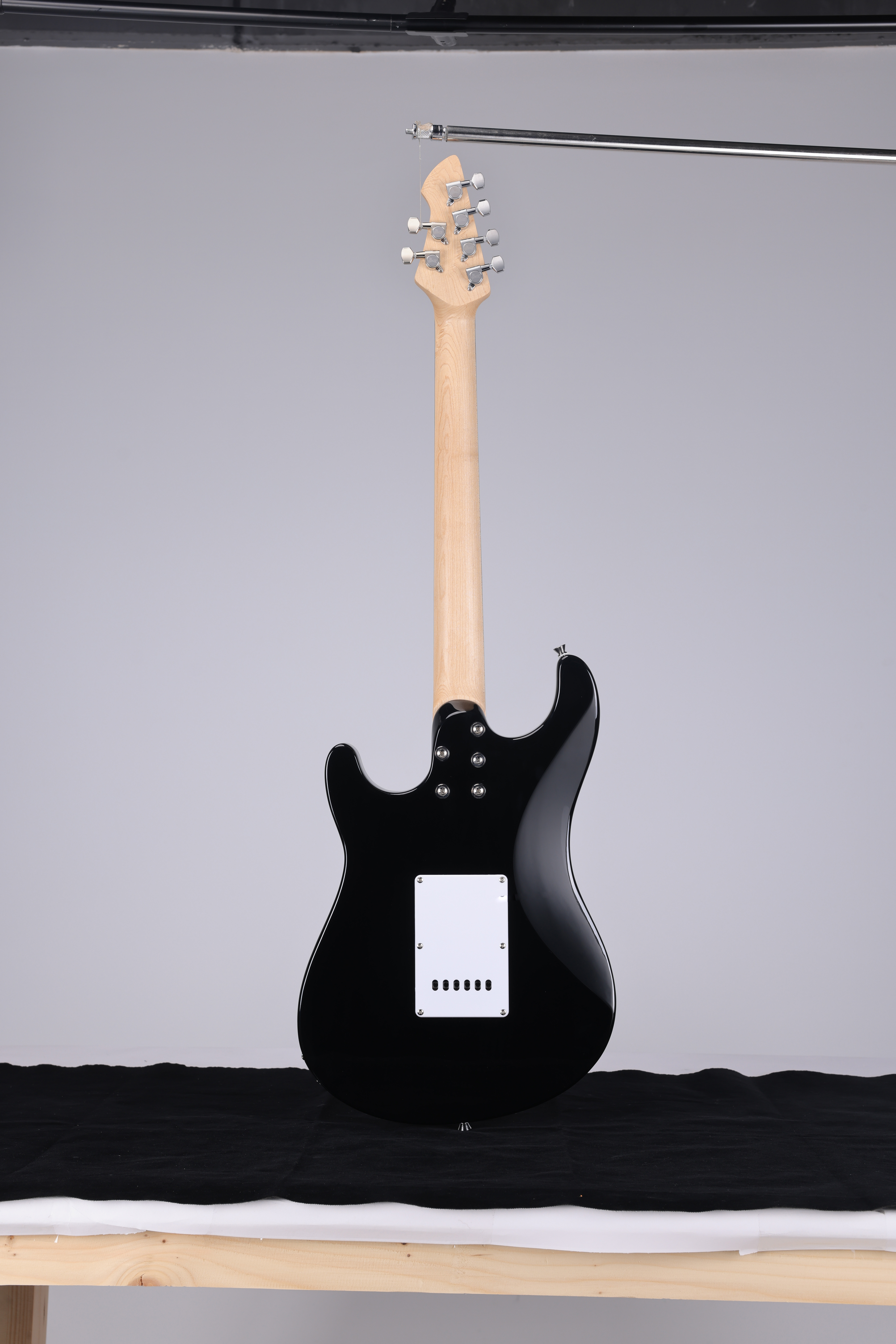 WGS50 WINZZ Design Glossy Finish Gravity Series BE S Model Electric Guitar